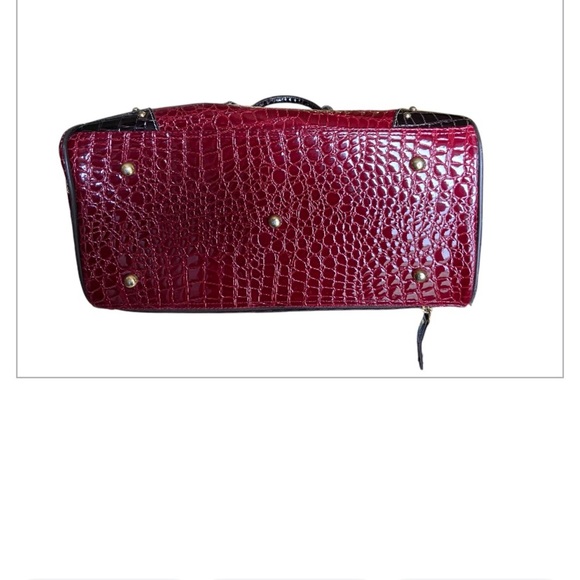 Samantha Brown Chic Burgundy Crocodile-Embossed Travel Bag - Picture 6 of 9